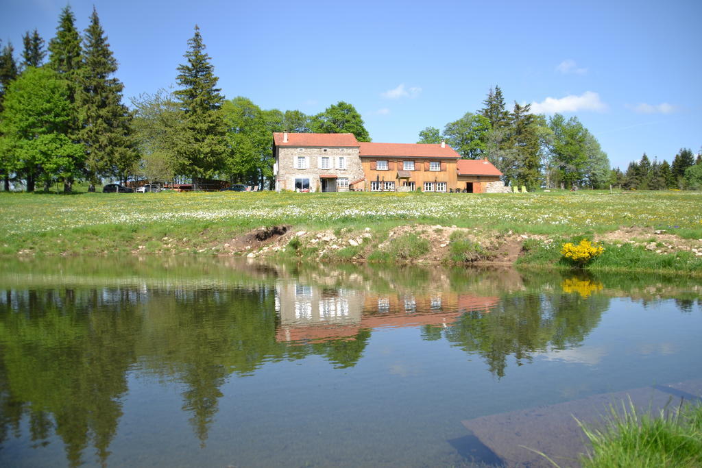 Domaine Du Mas Du Taillet Bed & Breakfast Lanarce Eksteriør bilde